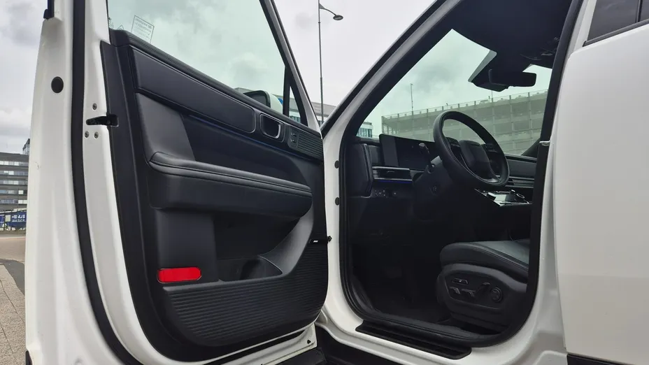 HYUNDAI Santa Fe -
