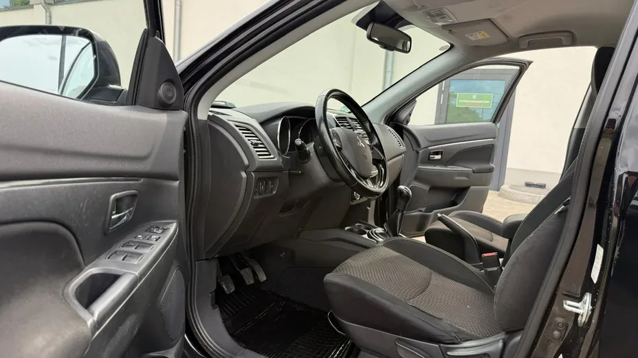 MITSUBISHI ASX -