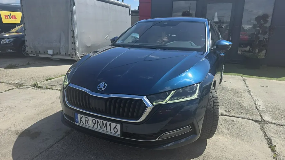 SKODA Octavia -