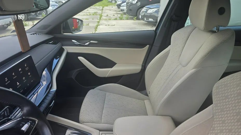 SKODA Octavia -