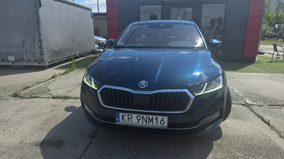 SKODA Octavia -