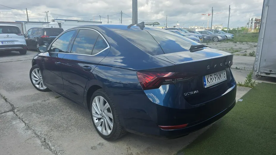 SKODA Octavia -