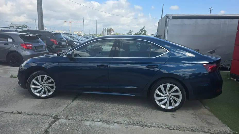 SKODA Octavia -