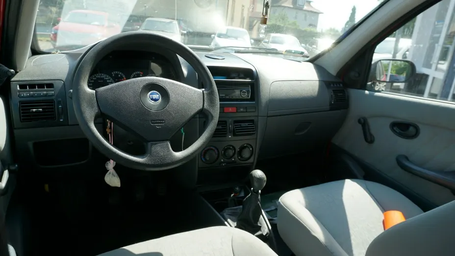 FIAT Albea -