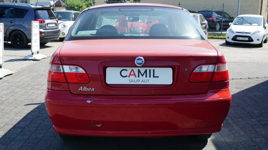 FIAT Albea -