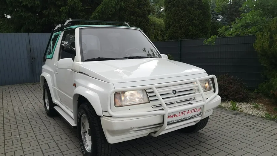 SUZUKI Vitara -