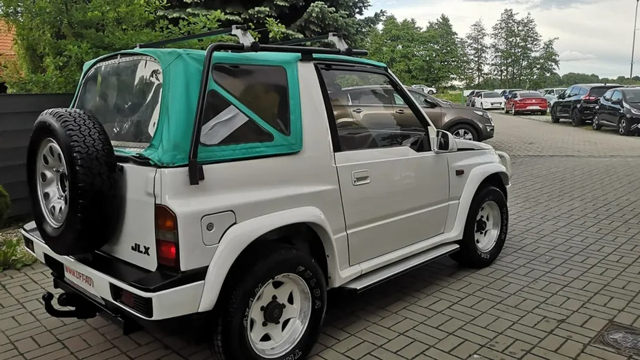 SUZUKI Vitara -
