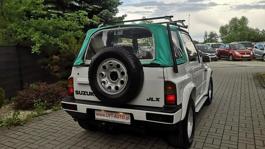 SUZUKI Vitara -