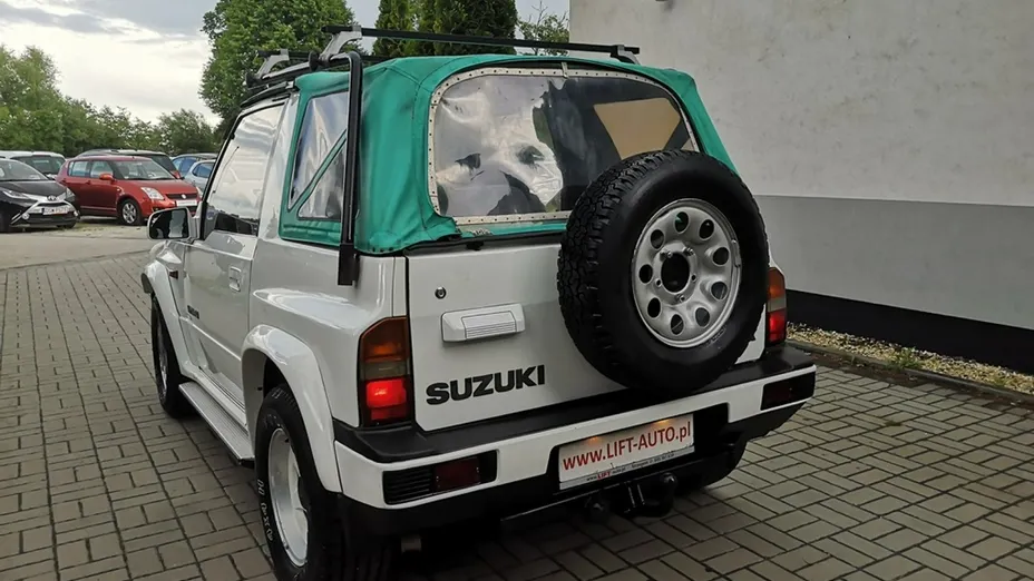 SUZUKI Vitara -