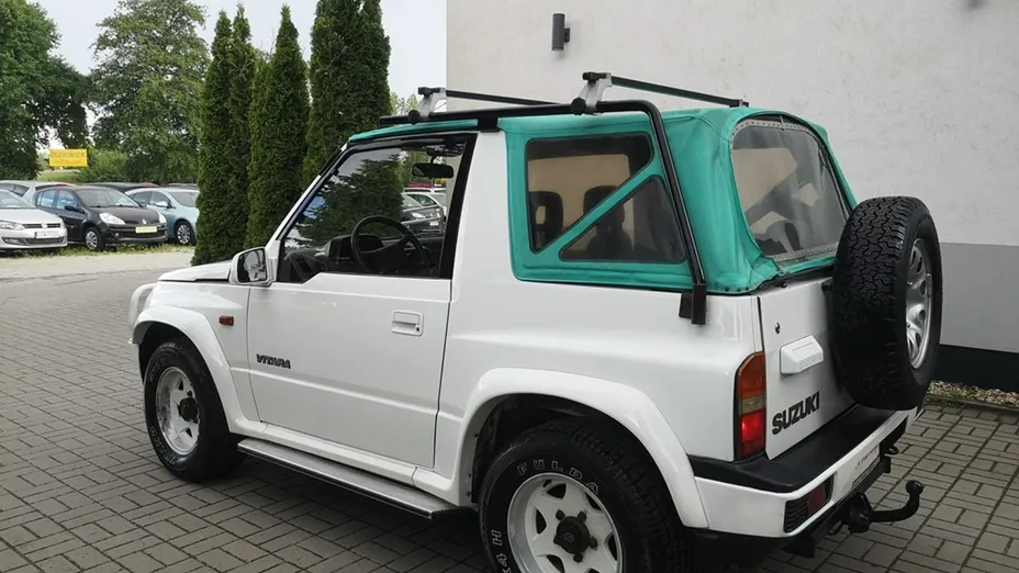 SUZUKI Vitara -