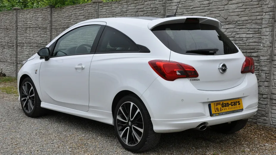 OPEL Corsa -