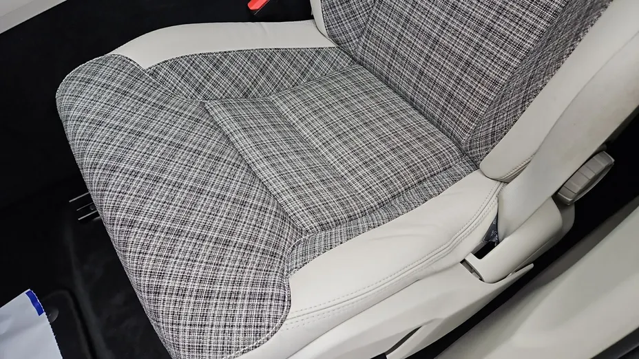 VOLVO XC60 -