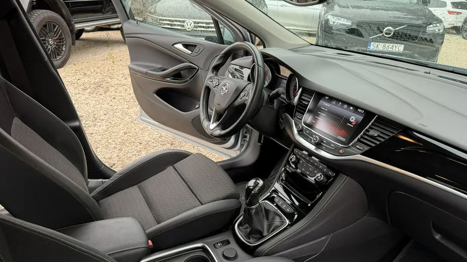 OPEL Astra -