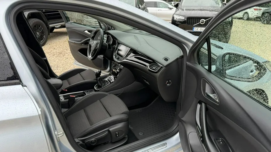 OPEL Astra -