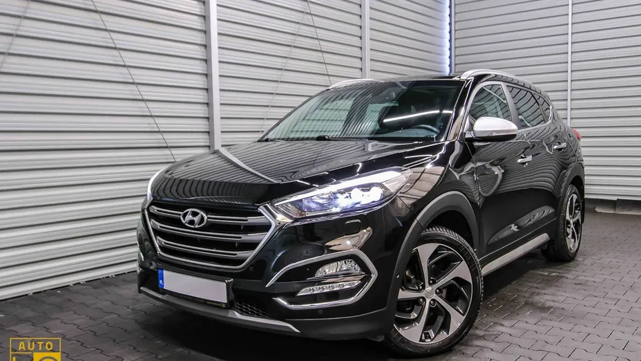 HYUNDAI Tucson -