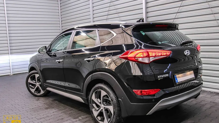 HYUNDAI Tucson -
