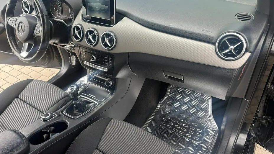 MERCEDES-BENZ B Klasa -