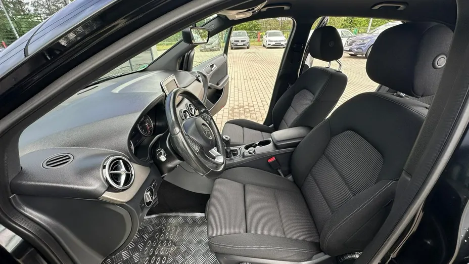 MERCEDES-BENZ B Klasa -