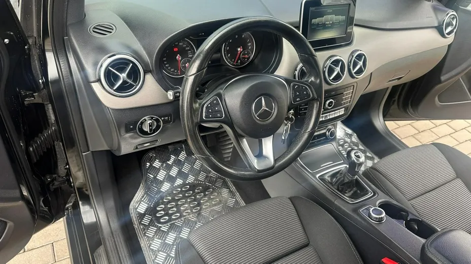 MERCEDES-BENZ B Klasa -