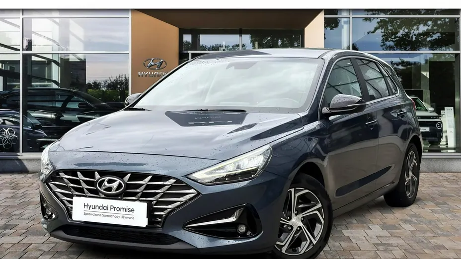 HYUNDAI i30 -
