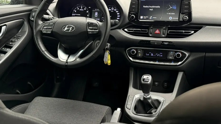 HYUNDAI i30 -