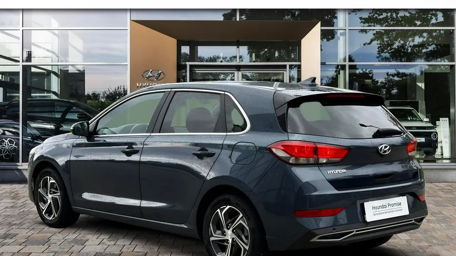 HYUNDAI i30 -