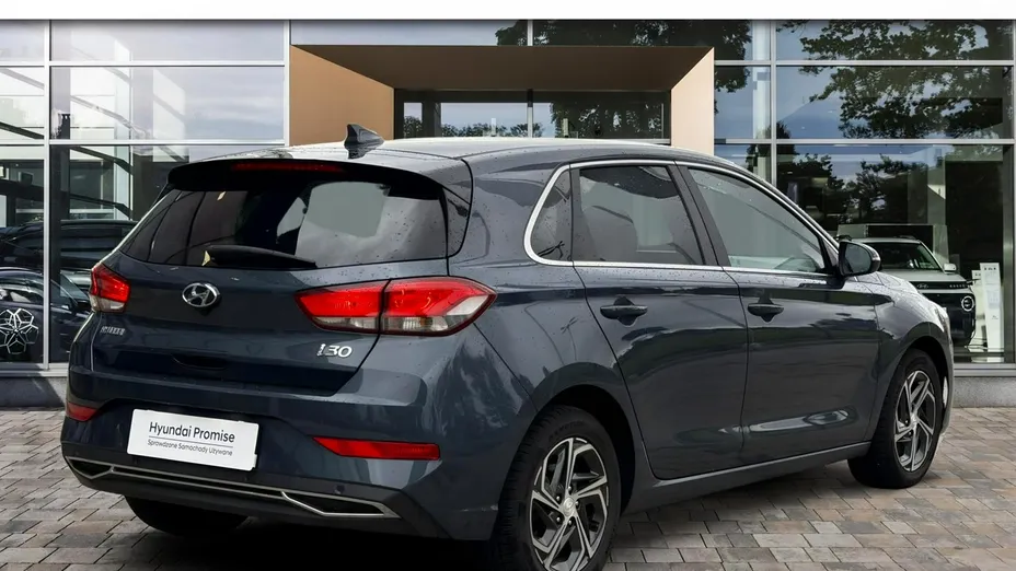 HYUNDAI i30 -