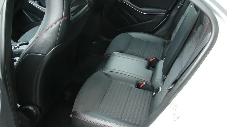 MERCEDES-BENZ A Klasa -