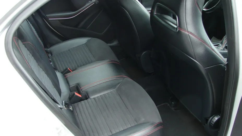 MERCEDES-BENZ A Klasa -