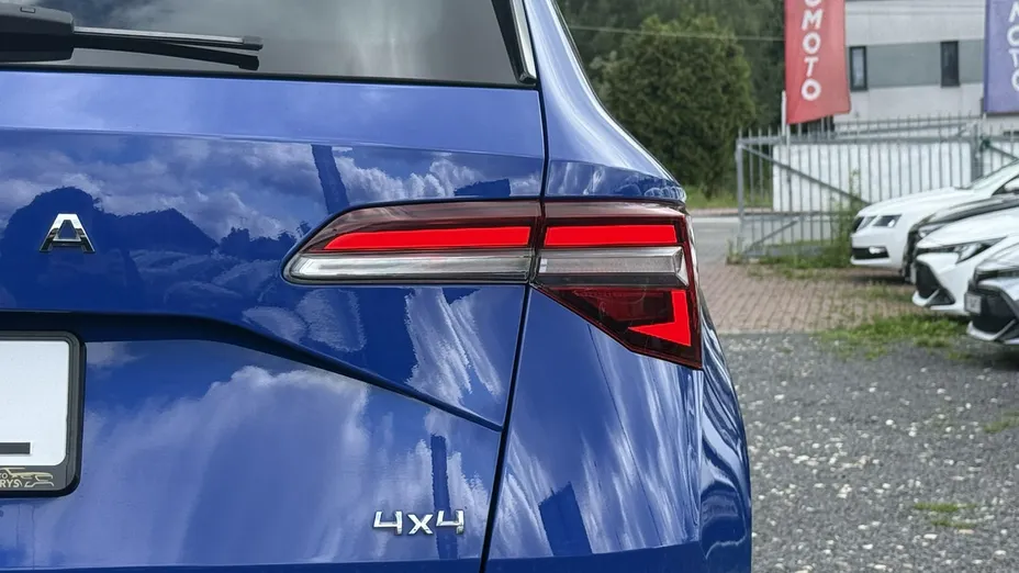 SKODA Karoq -