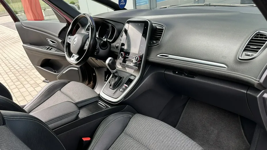 RENAULT Grand Scenic -