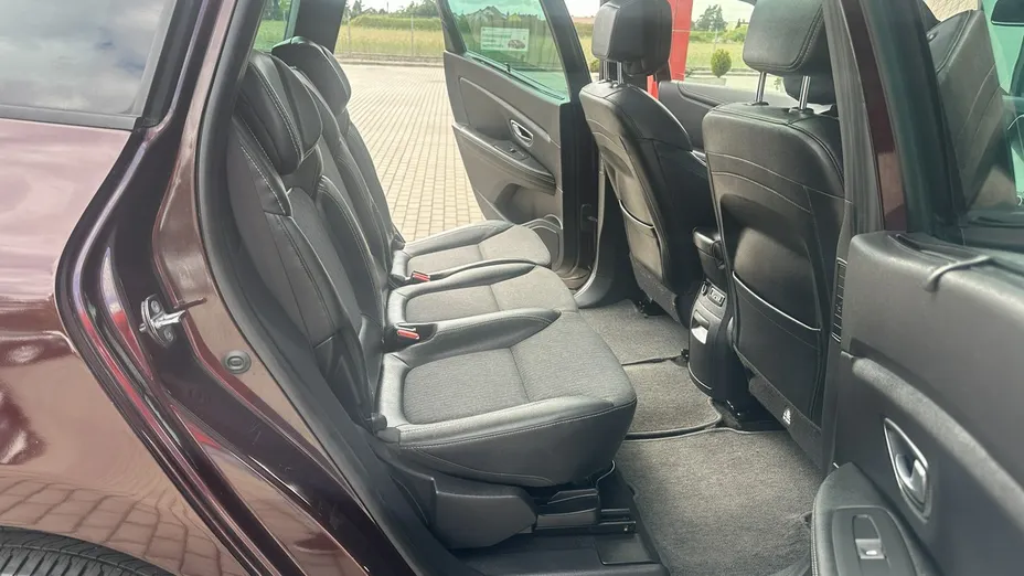 RENAULT Grand Scenic -