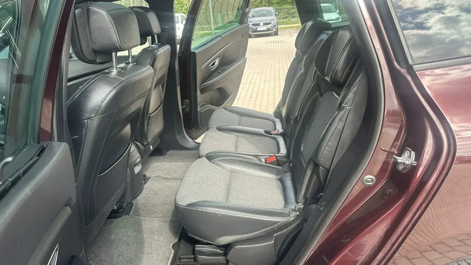 RENAULT Grand Scenic -