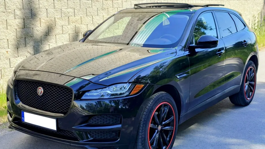 JAGUAR F-Pace -