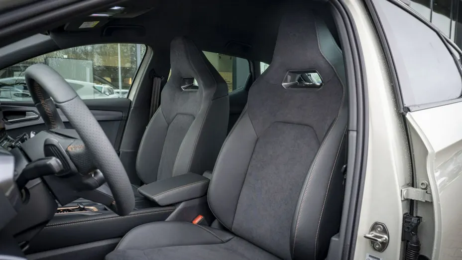CUPRA Leon -