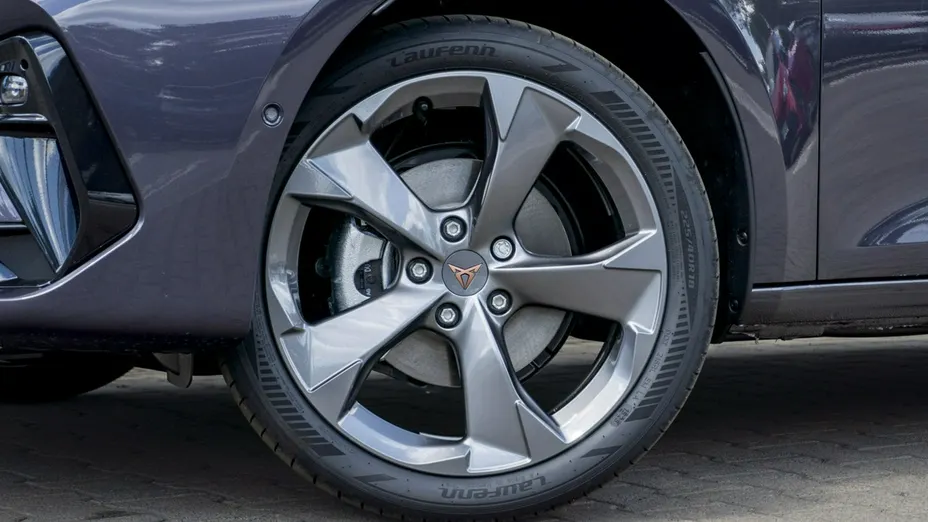 CUPRA Leon -