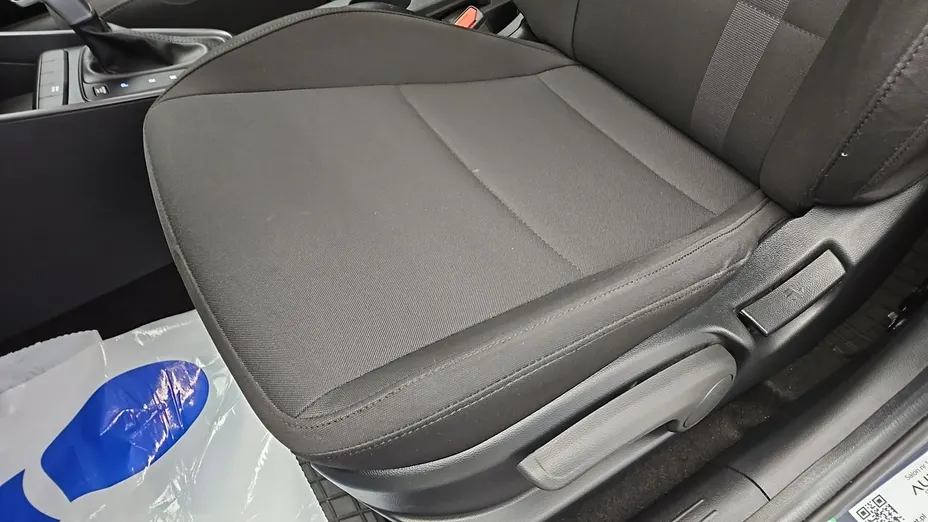 HYUNDAI i20 -