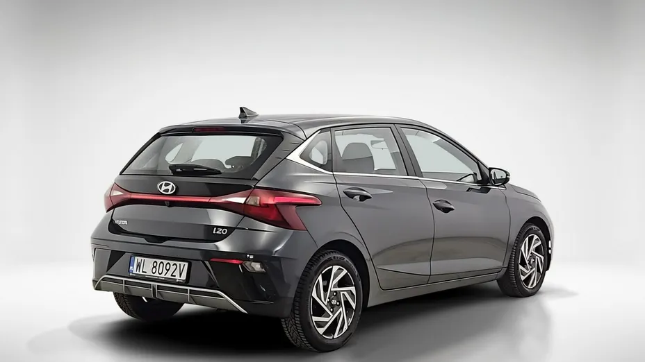 HYUNDAI i20 -