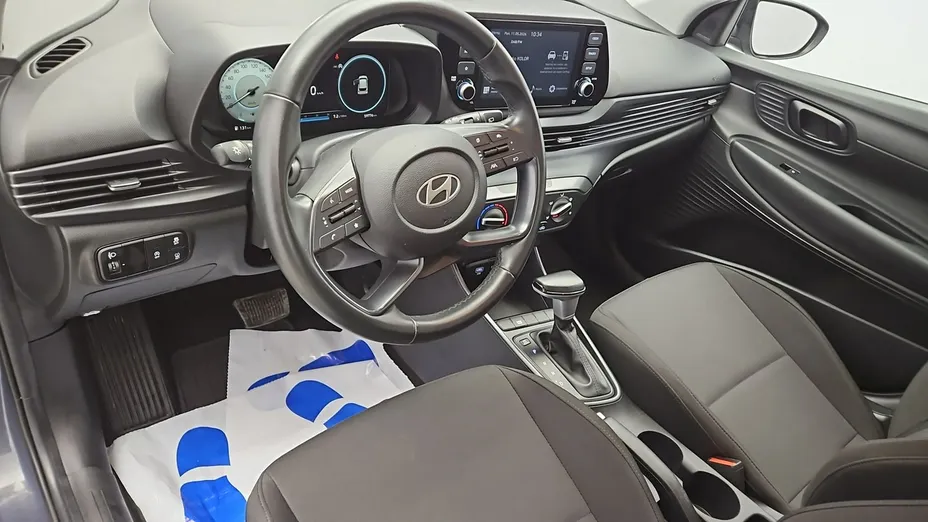HYUNDAI i20 -