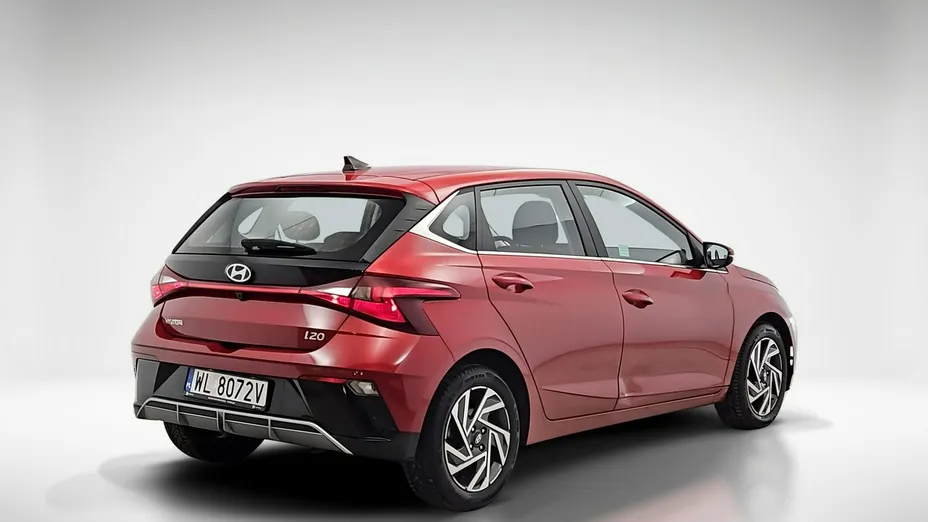 HYUNDAI i20 -