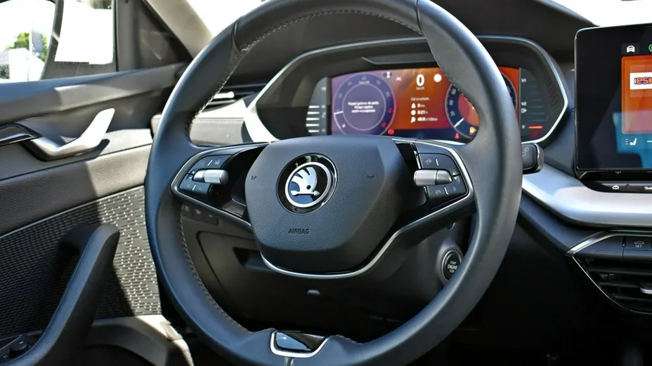 SKODA Octavia -