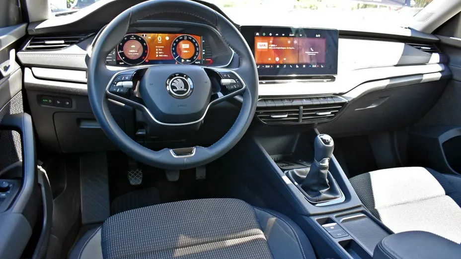 SKODA Octavia -