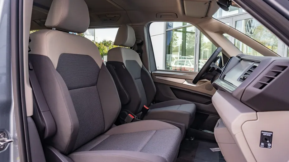 VOLKSWAGEN Multivan -