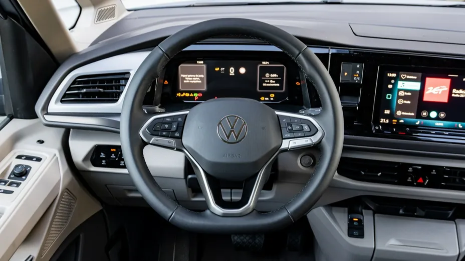 VOLKSWAGEN Multivan -