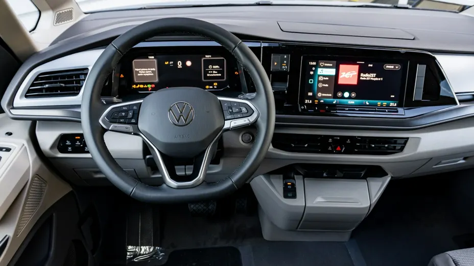 VOLKSWAGEN Multivan -