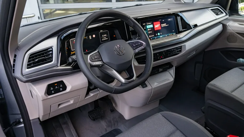VOLKSWAGEN Multivan -