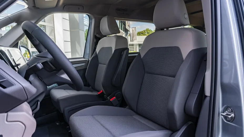 VOLKSWAGEN Multivan -