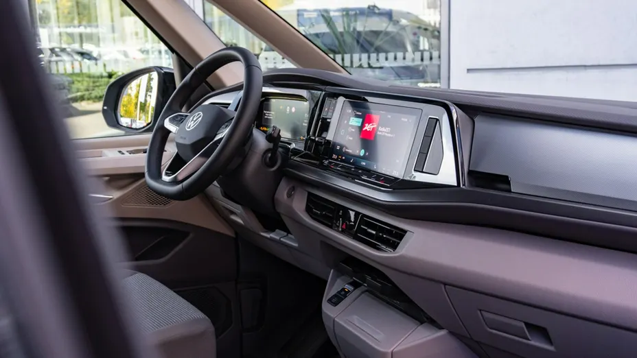 VOLKSWAGEN Multivan -