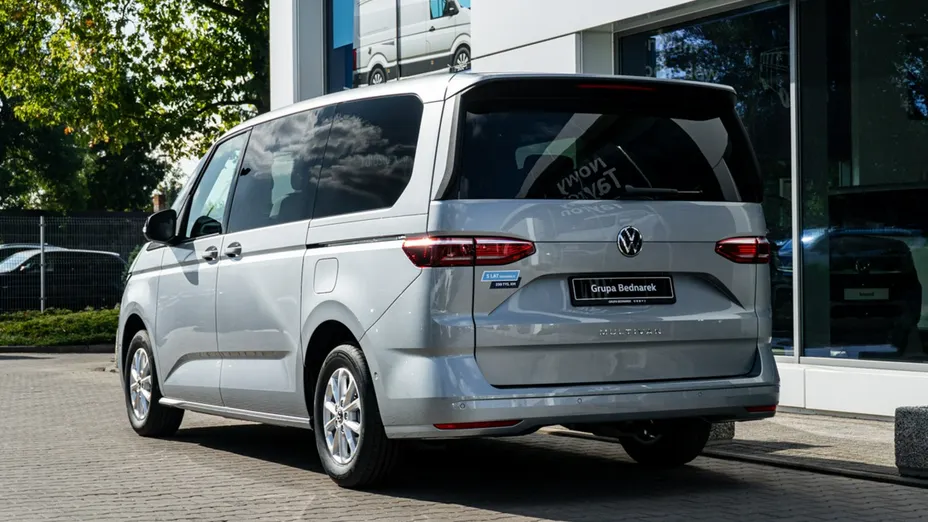 VOLKSWAGEN Multivan -