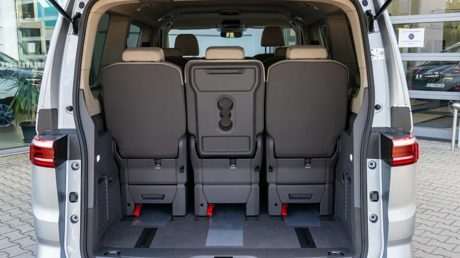 VOLKSWAGEN Multivan -